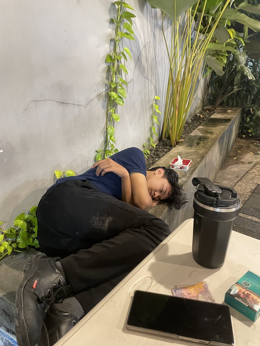 Kaiser de Emperana Beelzebub XIII tweet media