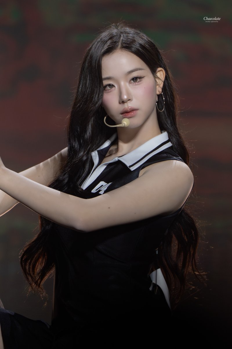 Chaecolate tweet media