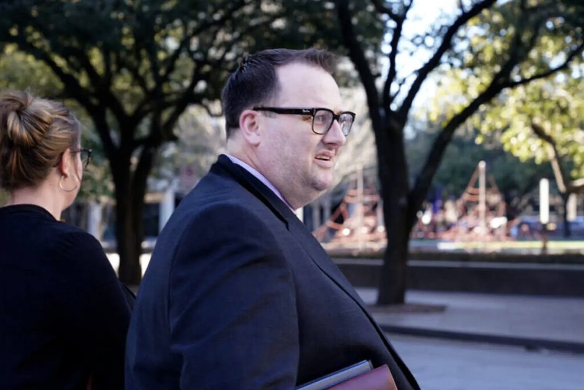 Sam Blum tweet media