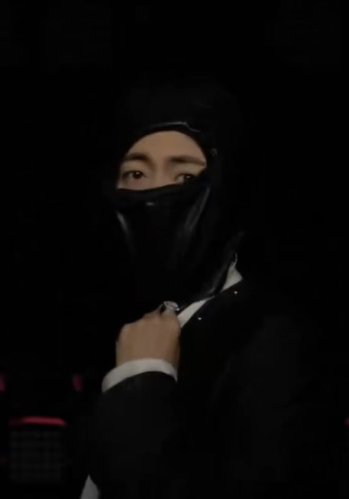 vjinsus⁷ tweet media
