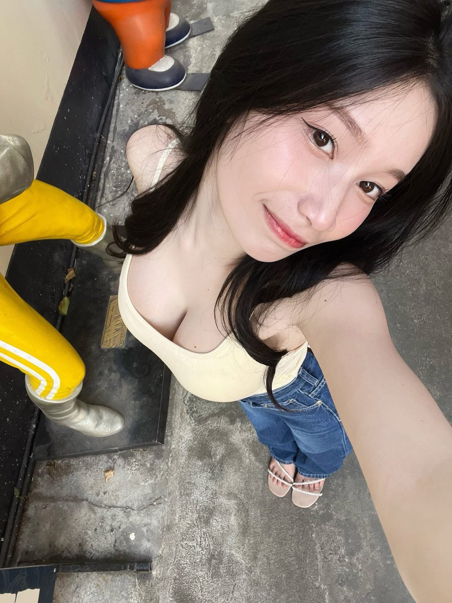 tazenzen5129's tweet photo. คิวว่าง ♥️ งานดี ตรงปก 💯 %

บริการดี ไม่ผิดหวังแน่นอนค่ะ นวดได้
ฟิวแฟน ดูแลดี ไม่รีบ ไม่เร่ง อยู่เต็มเวลา
นอกสถานที่รับคะ🥰
#rtxxdm #รับงานรังสิต #นวดรังสิต #รังสิตรับงาน 
🆔 ใลน์ donla05 https://t.co/fYSE55AUX1