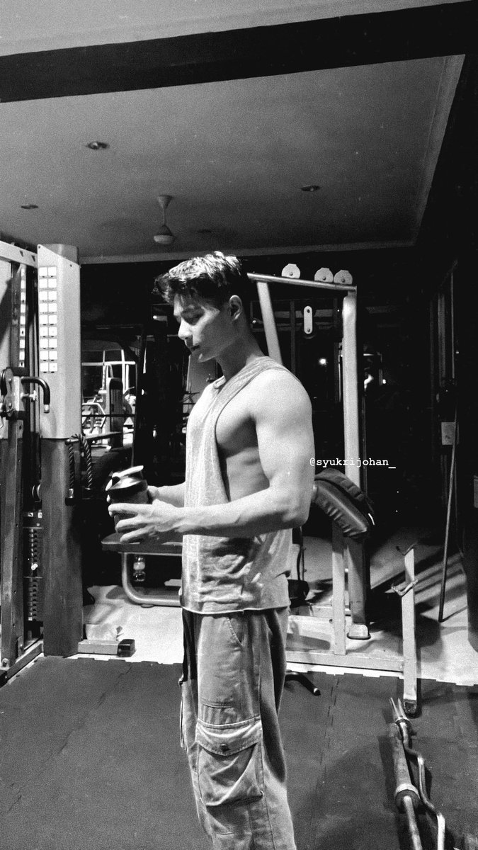 _A.Skrijohan tweet media