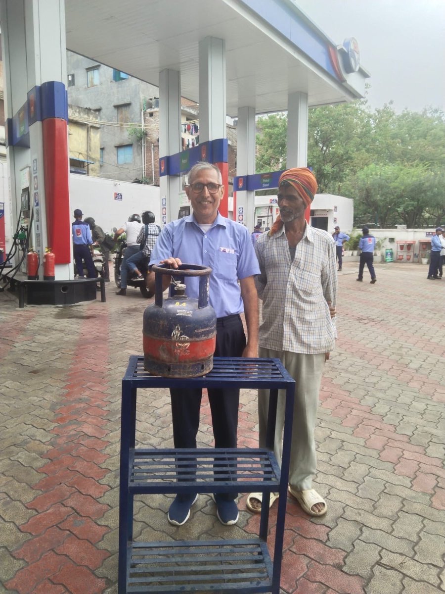HPCL_Delhi LPG RO tweet media