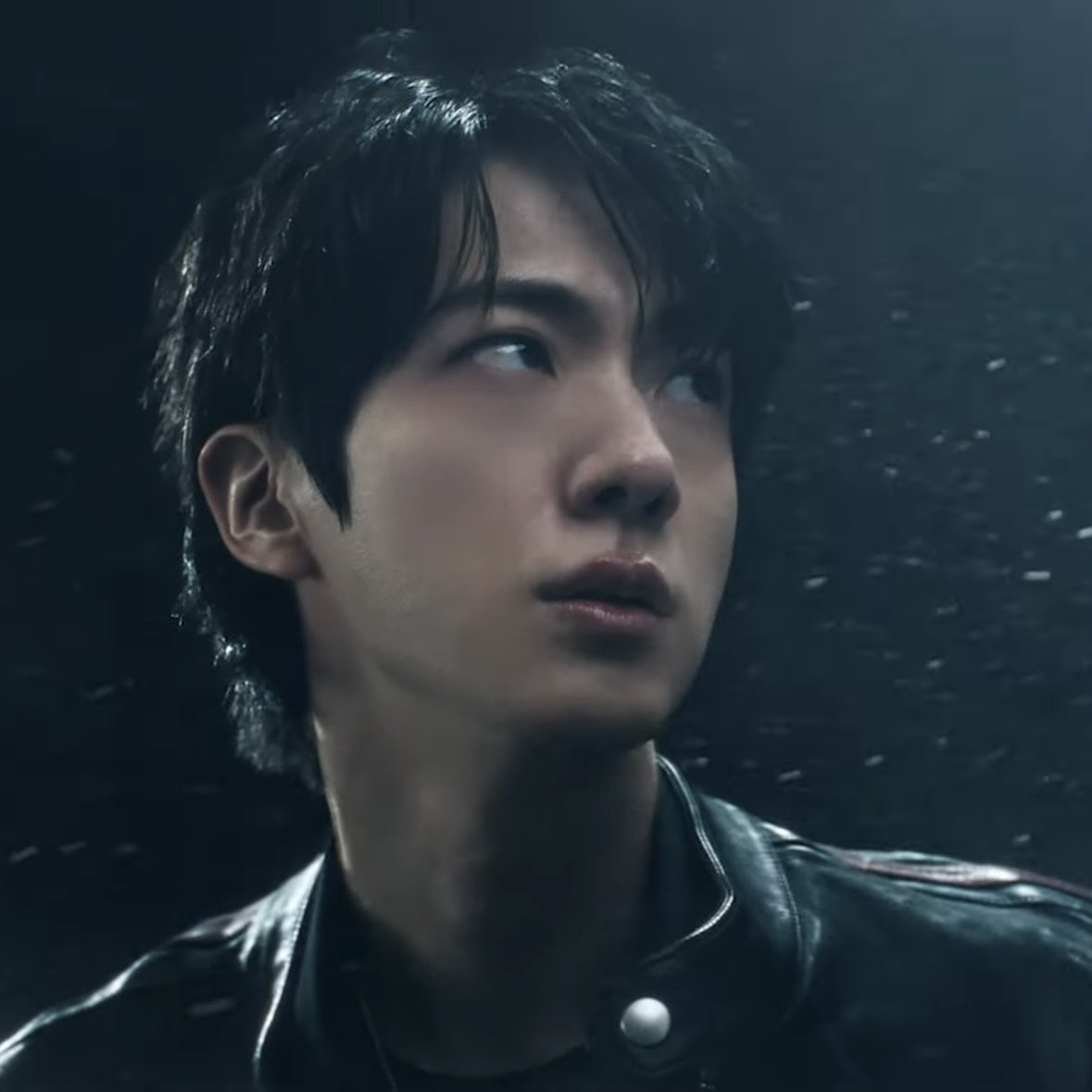 jin pic bot tweet media