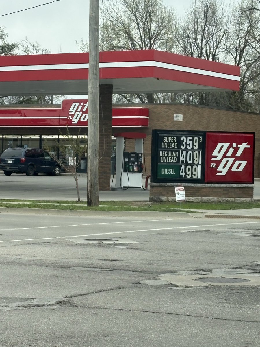 Ross Peterson tweet media