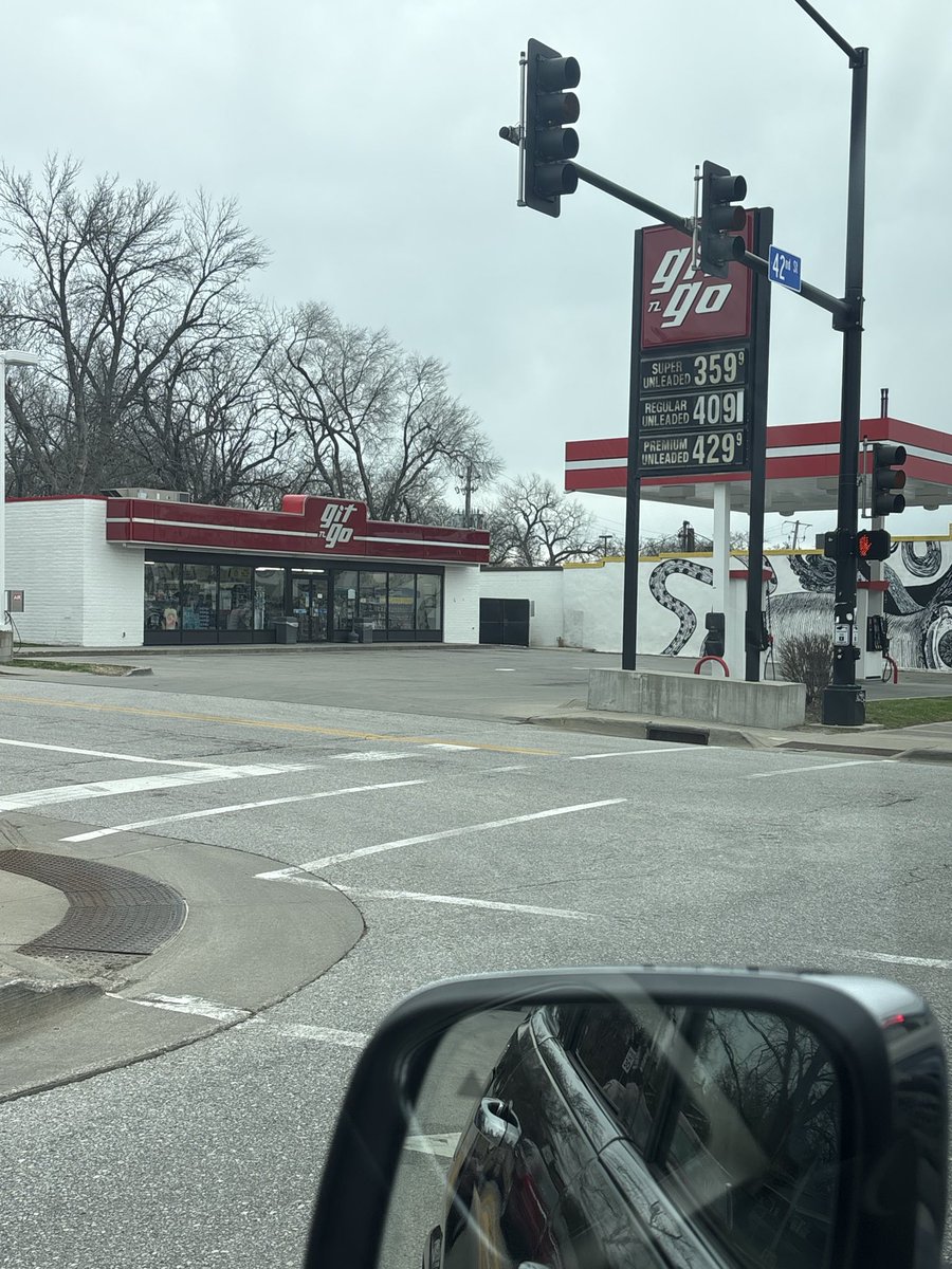 Ross Peterson tweet media