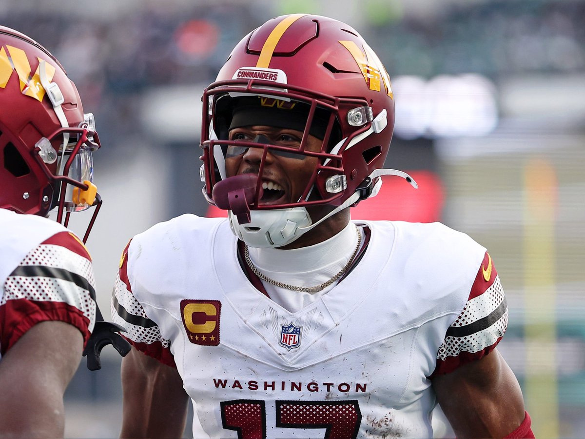 CommandersMuse tweet media