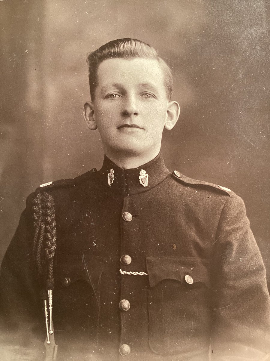 Captain Falke tweet media