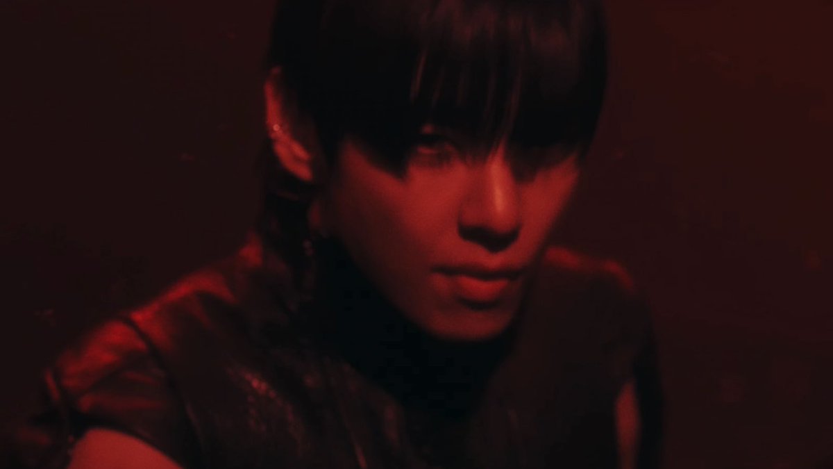 taekook𑁤 tweet media