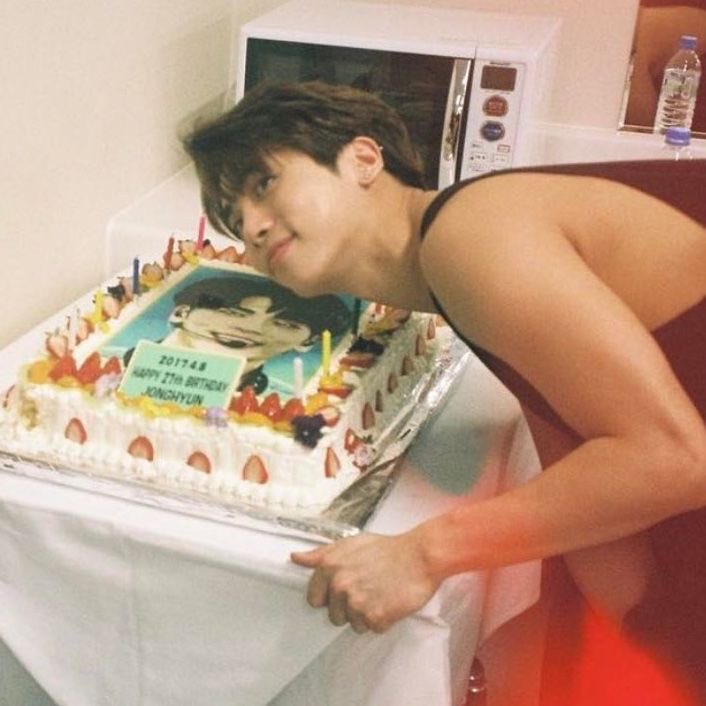 ⋆lau⋆ jjongpril ☾ tweet media