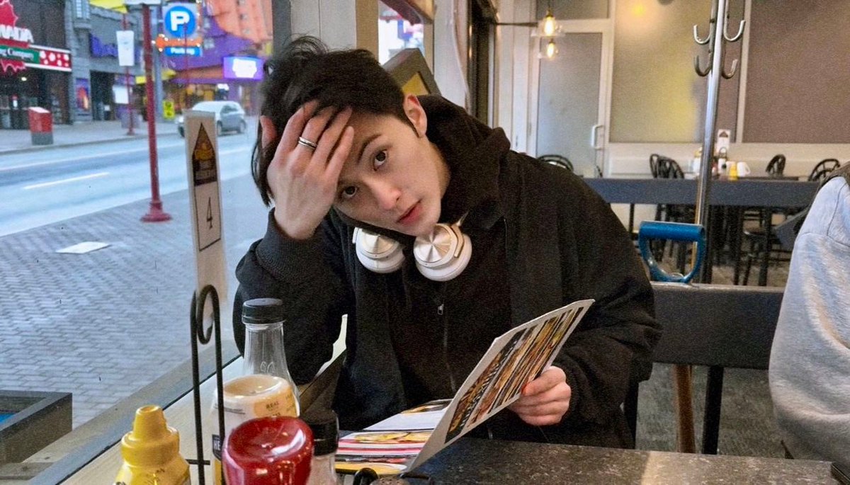 Michelle. tweet media