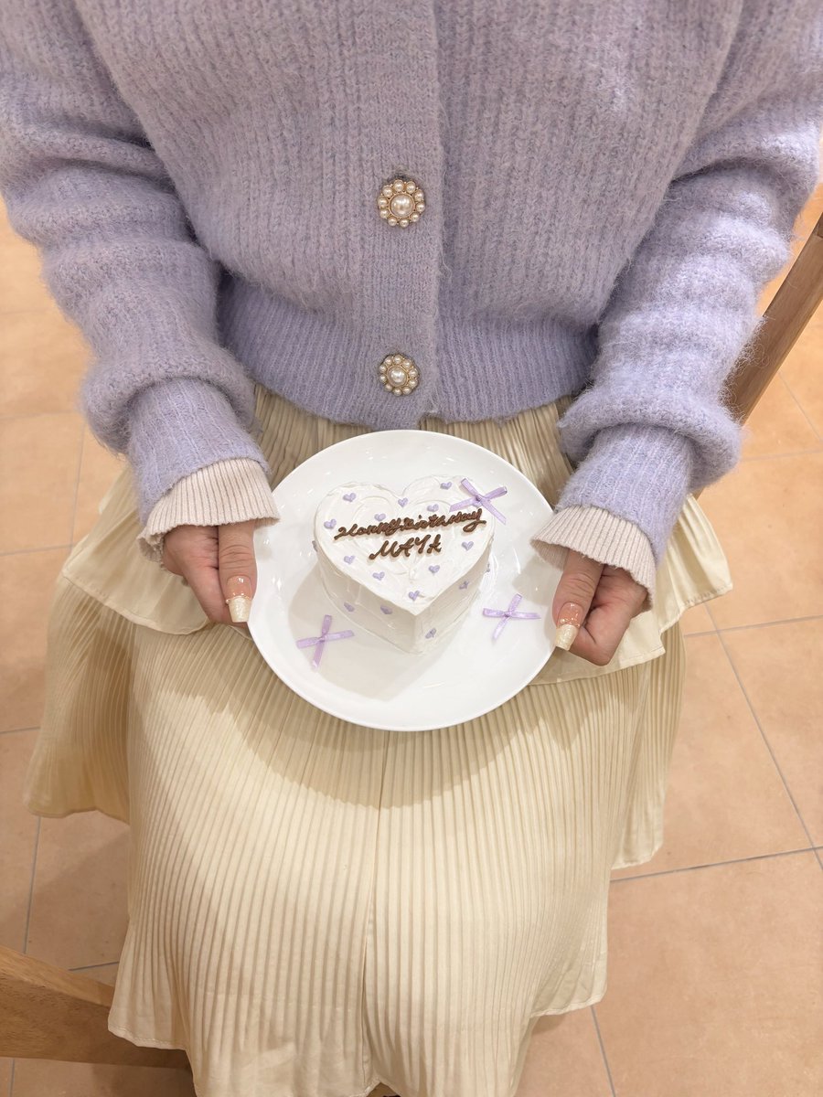 𝘮𝘦𝘪 tweet media