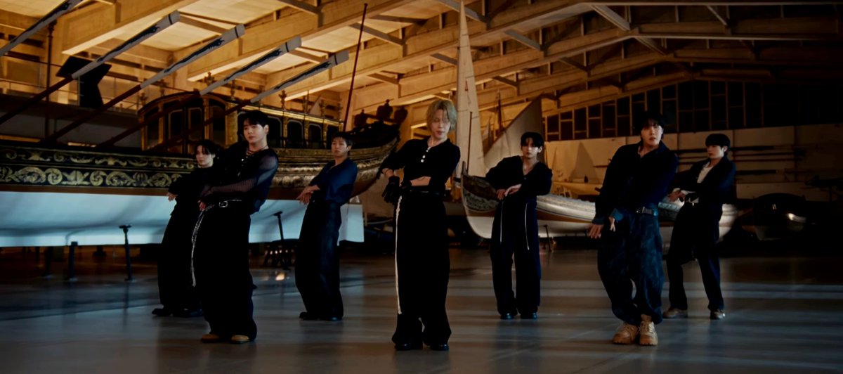 It's the way when BTS in the formation that makes them easily the coolest team in the world