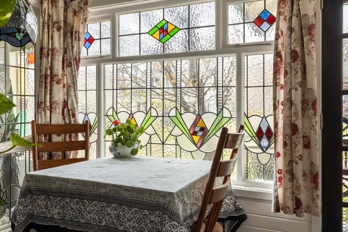 Zillow Gone Wild 🏡 tweet media