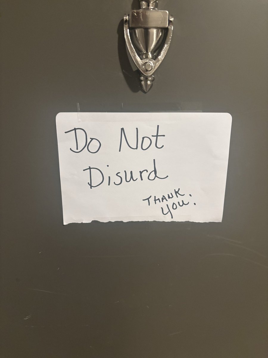 JulieD982's tweet image. I swear you cannot make this up. How exactly do you “Disurd” someone? #workflow