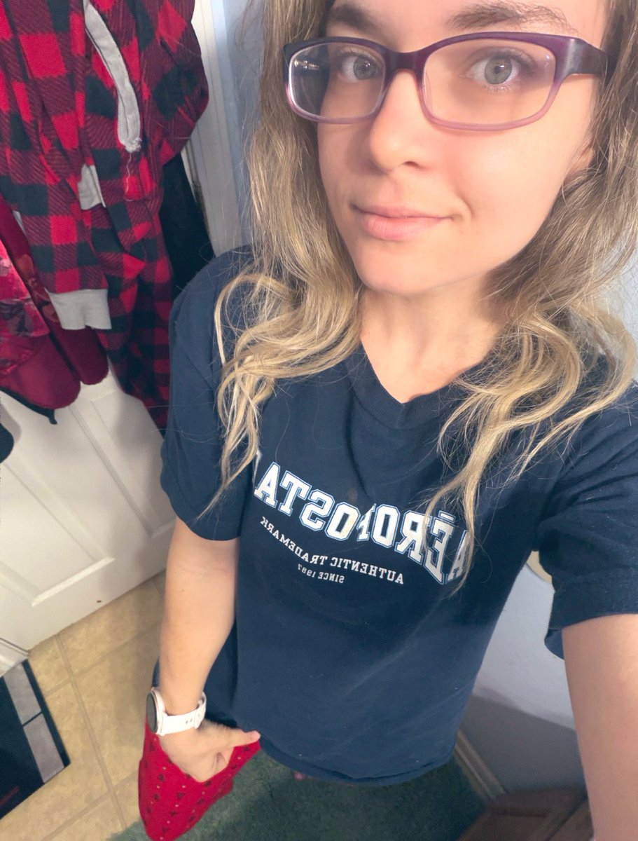 ╭༺♡༻─ Isa ─༺♡༻╯ tweet media