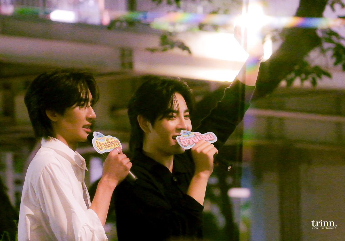 ตฤณ｡ tweet media