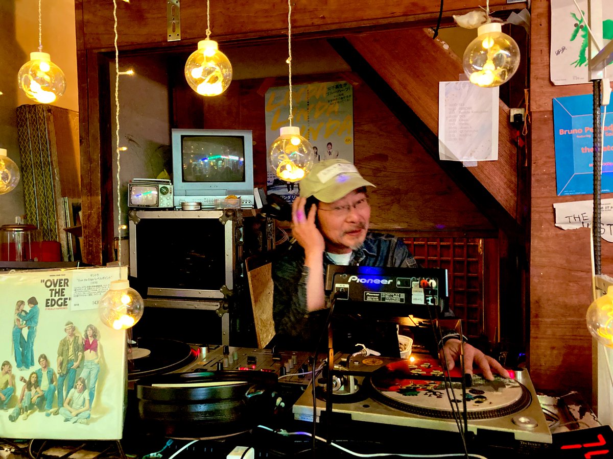 ryoccooOOO's tweet photo. DJテレサが高円寺に来るっていうんだからもちろん駆け付けるでしょ
みんなで富士見にも行きましょう https://t.co/YwFTKmo3Da
