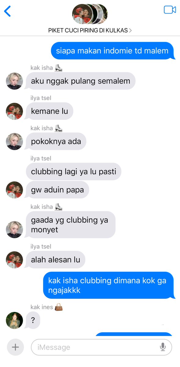 diceritakan's tweet image. #TCRF: perkara makan indomie

hollanov local smau ft. hunter schafer, amber glenn, and alex consani