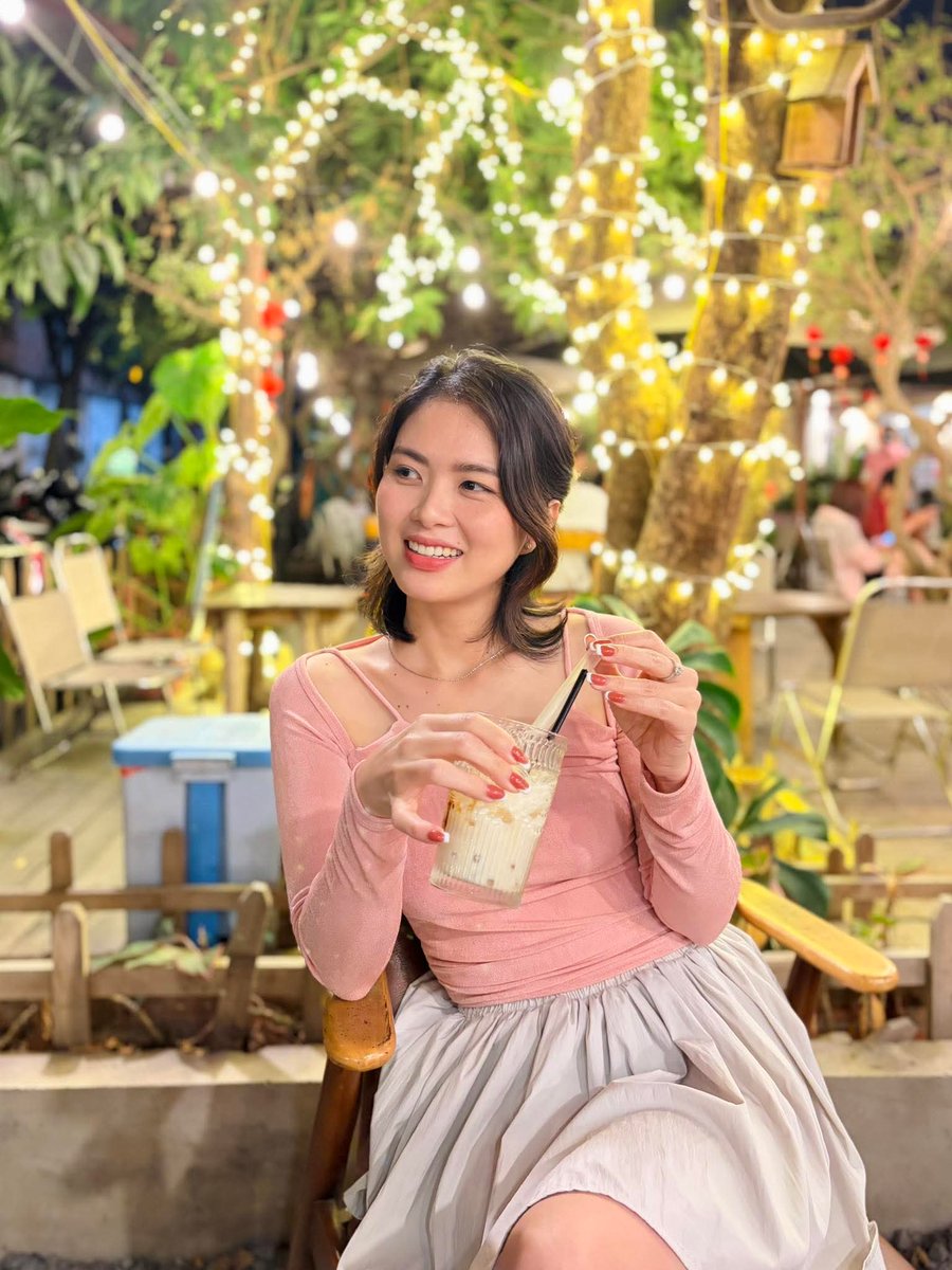 Quỳnh Hương tweet media