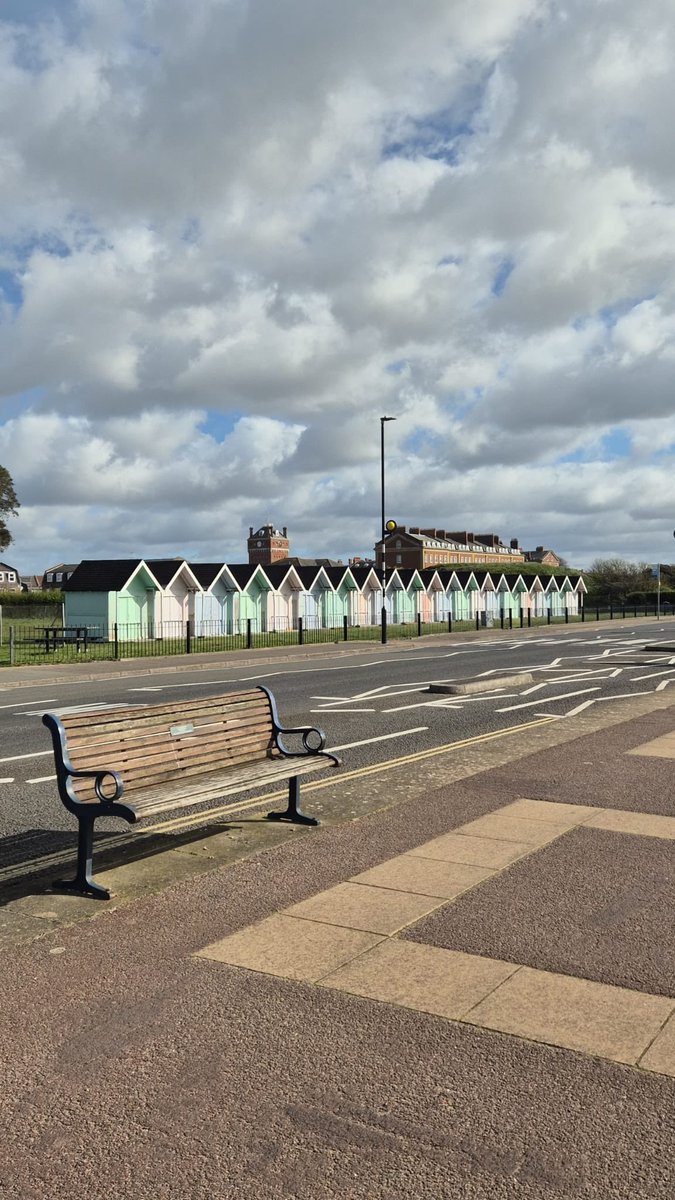 MenWalkTalk tweet media