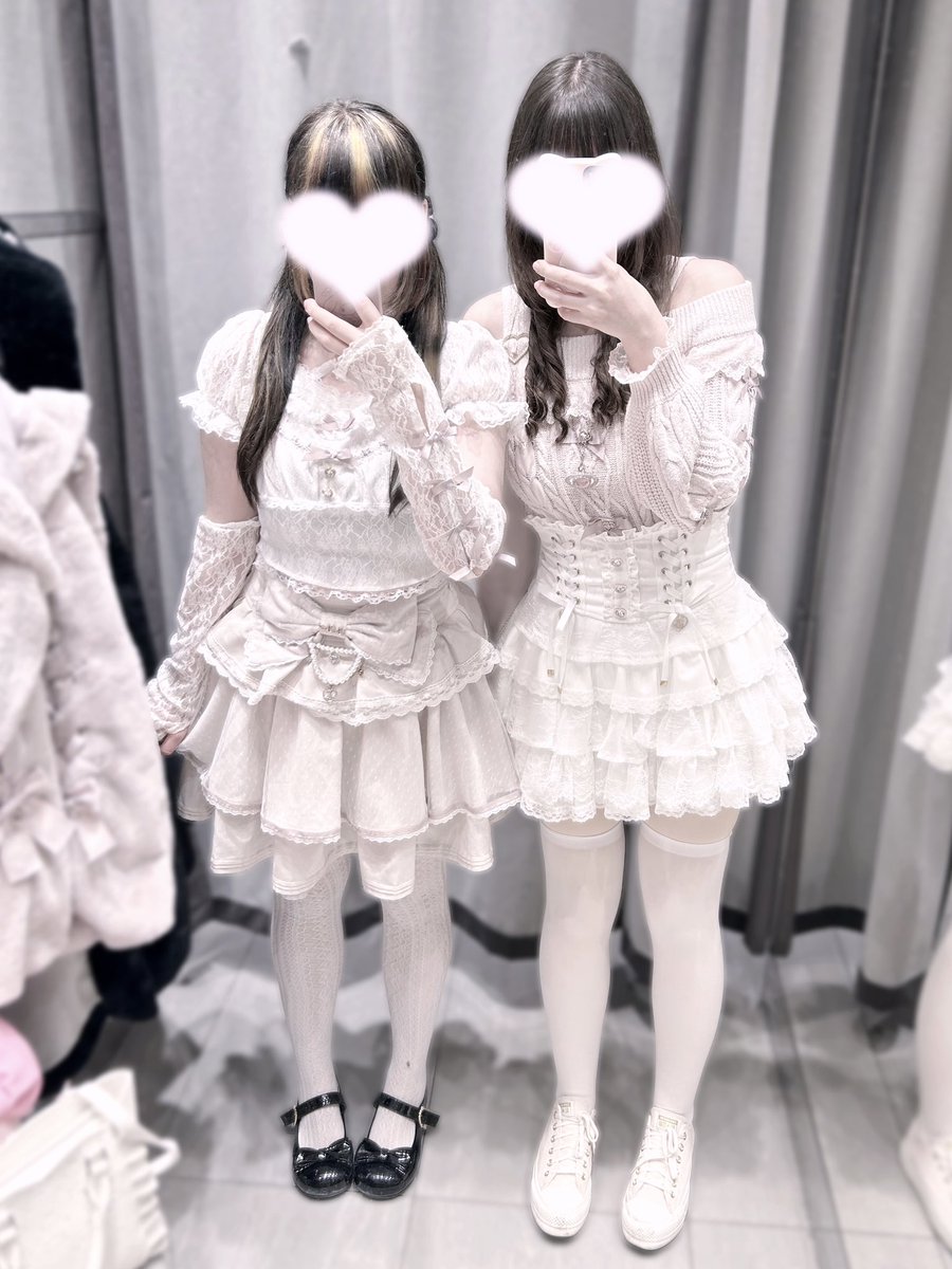 nia ྀིྀི tweet media