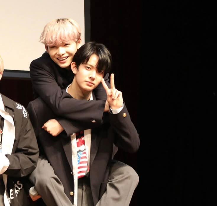 suraiya394's tweet photo. #Always_Thogether_With_sevEN 
#Together_We_BOYCOTT_BELİFT 
#FallingforHeeseung
#BOYCOTT_BELIFTLab 
#BOYCOTT_BELIFTlab_HYPE 
#BELIFT_Treat_ENHYPEN_Fairly
#ENHYPEN_İS_7 https://t.co/cuspque08L