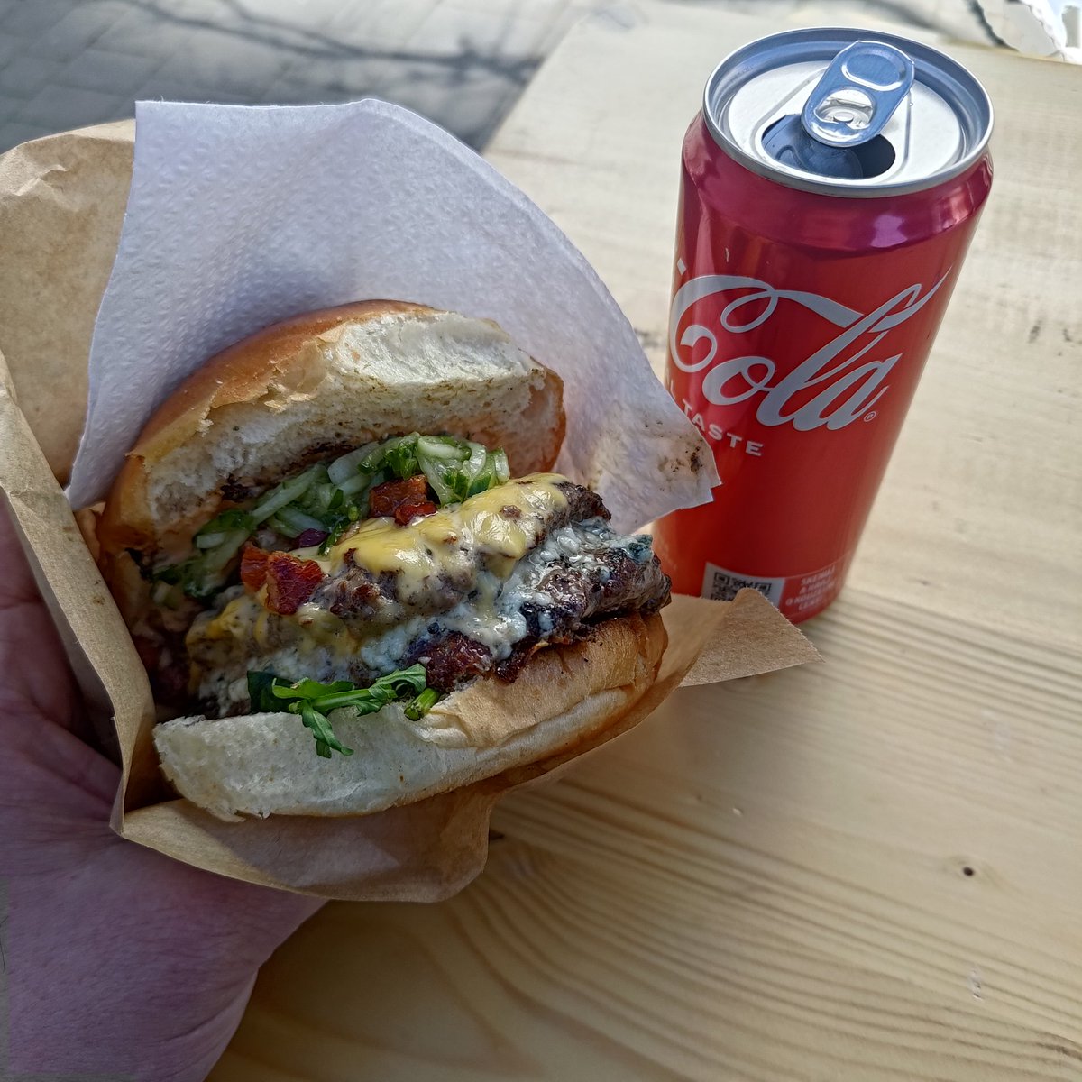 Petr Kratký tweet media