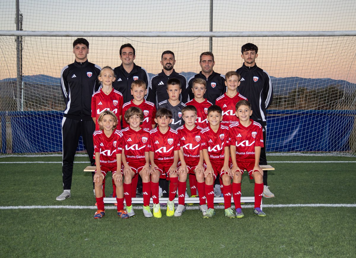 Foto oficial | Benjamín B 2025/2026 ⚽️

Un equipo lleno de ilusión y con muchas ganas de disfrutar ❤️