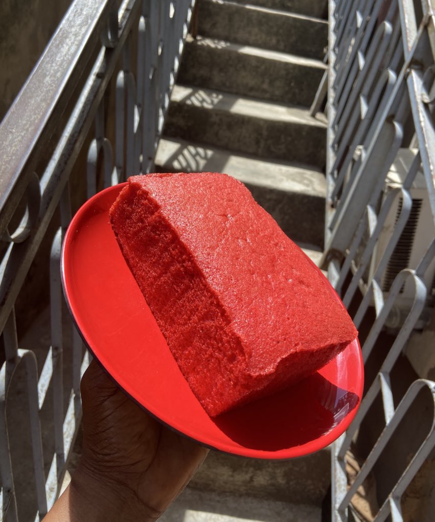 D_CakeMistress's tweet photo. Your favorite flavor is A or B? https://t.co/2T2VJszGnv