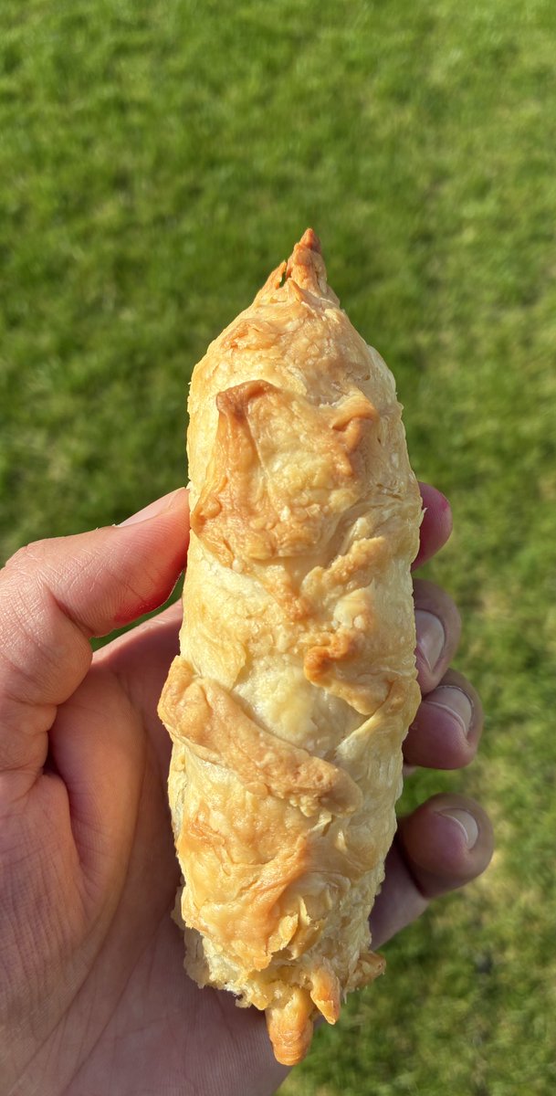 ssjnoodles's tweet image. breakfast - sukunas finger