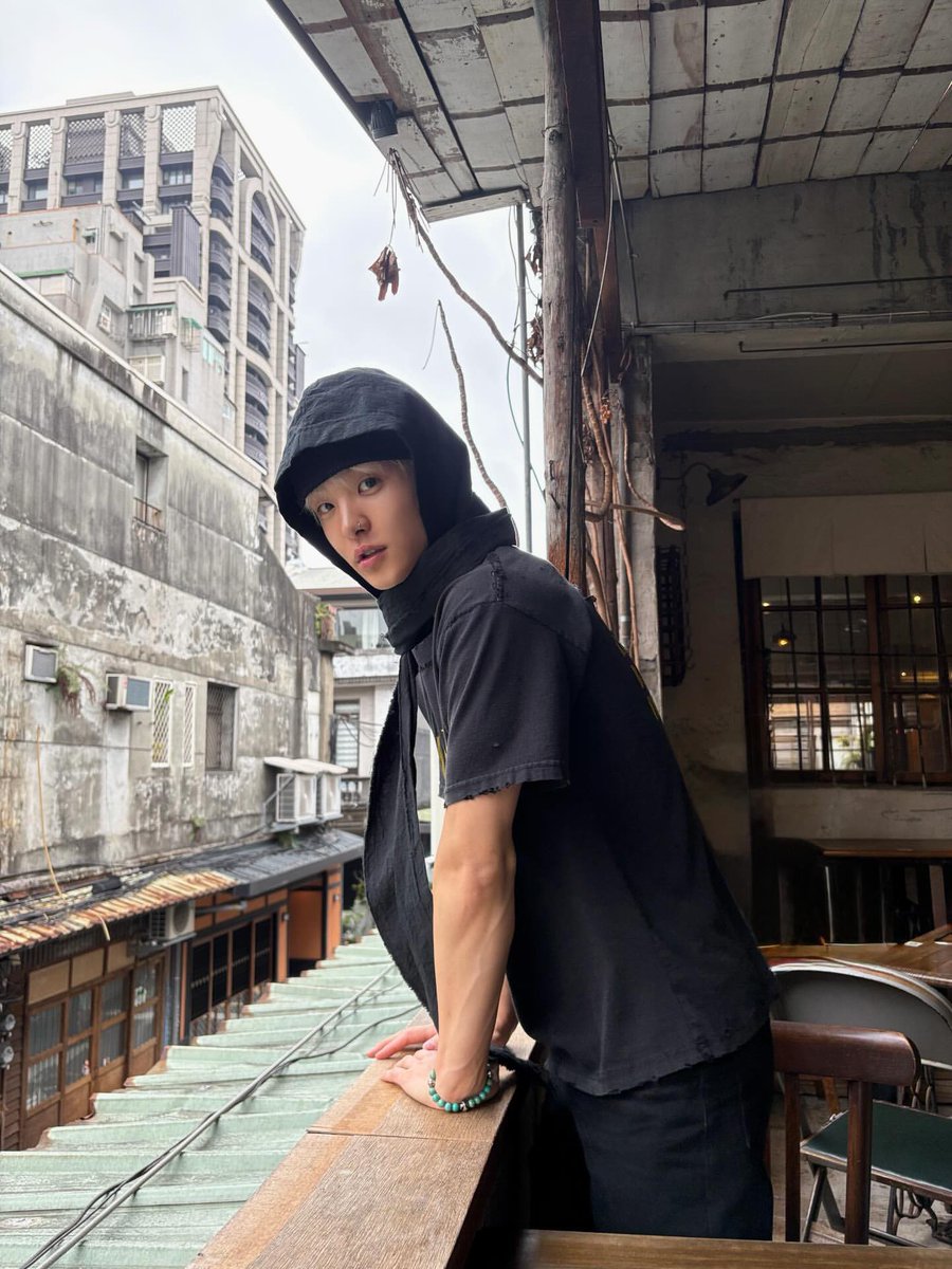 지훈피드 tweet media