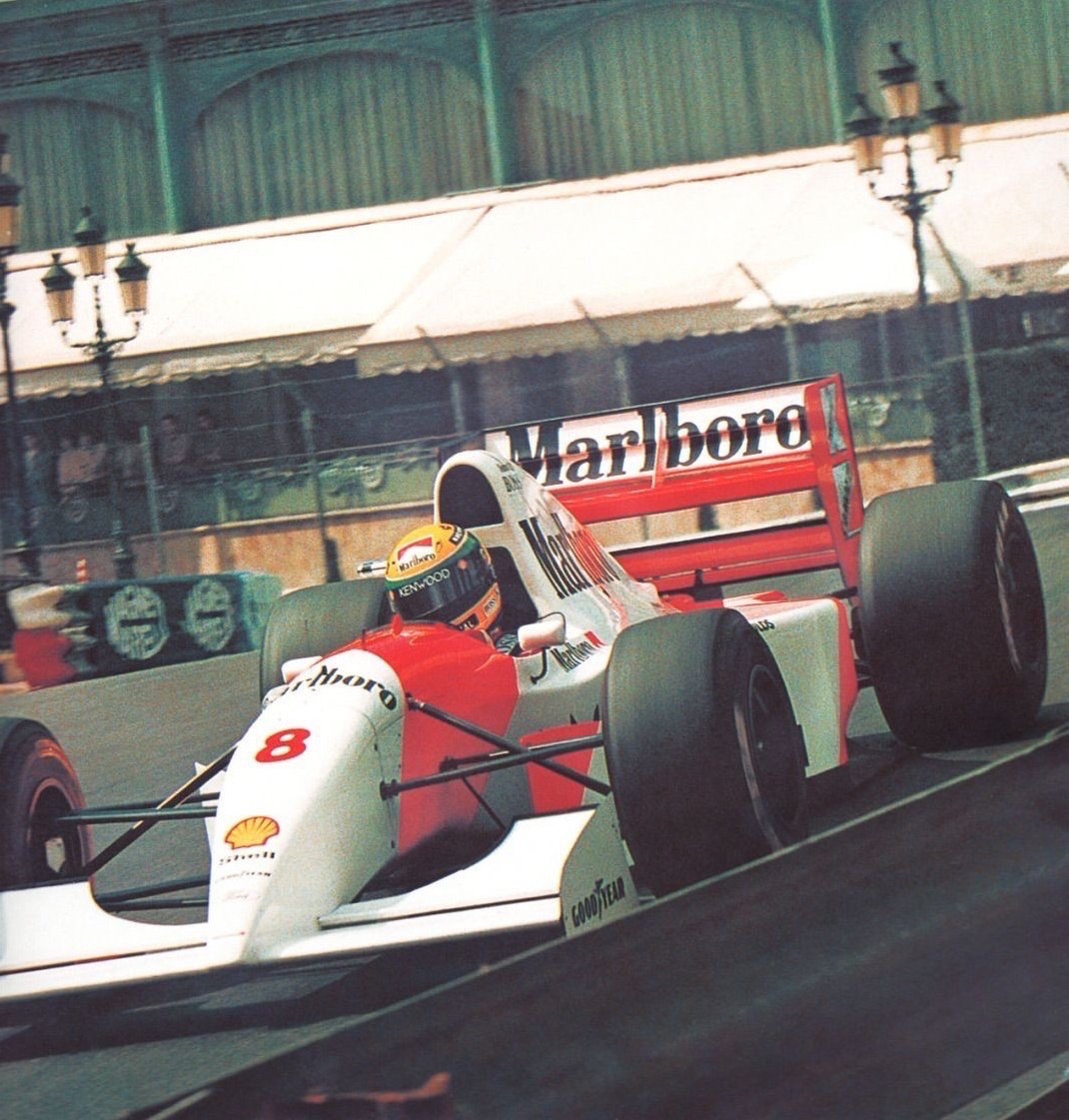 SENNA. 🇧🇷
Monaco. 🇲🇨