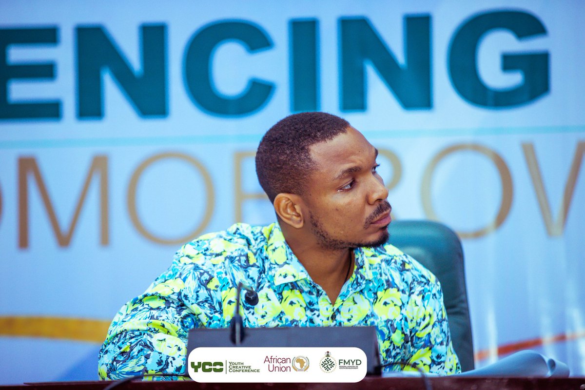 ChimaBegotten's tweet photo. What Really Important Thing Can Be Built Without A Solid Foundation? 

The Budgit Climate Fellowship began with revisiting the basics and ensuring that the foundation is properly laid. 

Cc: @TrackaNG @BudgITng @CivicHive https://t.co/9qt5o7mme1