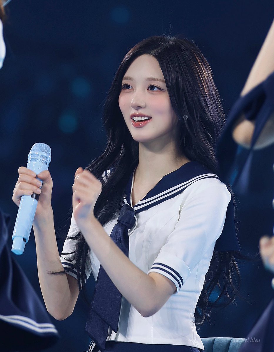 11ciel_infini's tweet image. 260322 DIVE into IVE 

”୧(୧ˊᵕ`∗)♪(∗ ˊᵕ`୨)୨”♪

#아이브 #IVE #가을 #GAEUL #ガウル