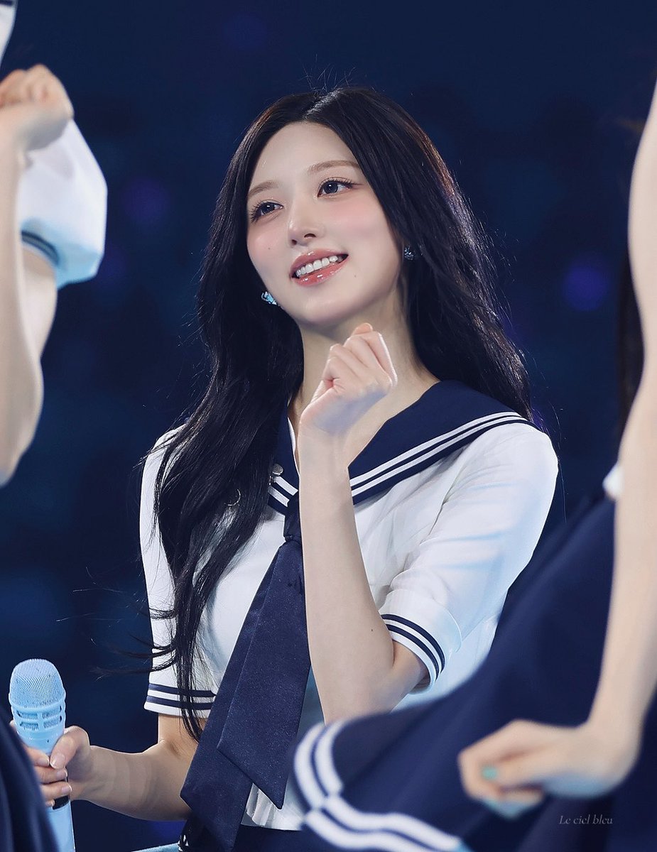 11ciel_infini's tweet image. 260322 DIVE into IVE 

”୧(୧ˊᵕ`∗)♪(∗ ˊᵕ`୨)୨”♪

#아이브 #IVE #가을 #GAEUL #ガウル