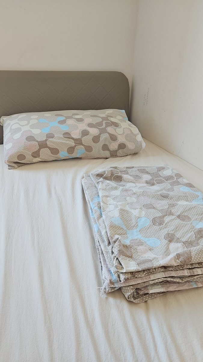 babatomi tweet media