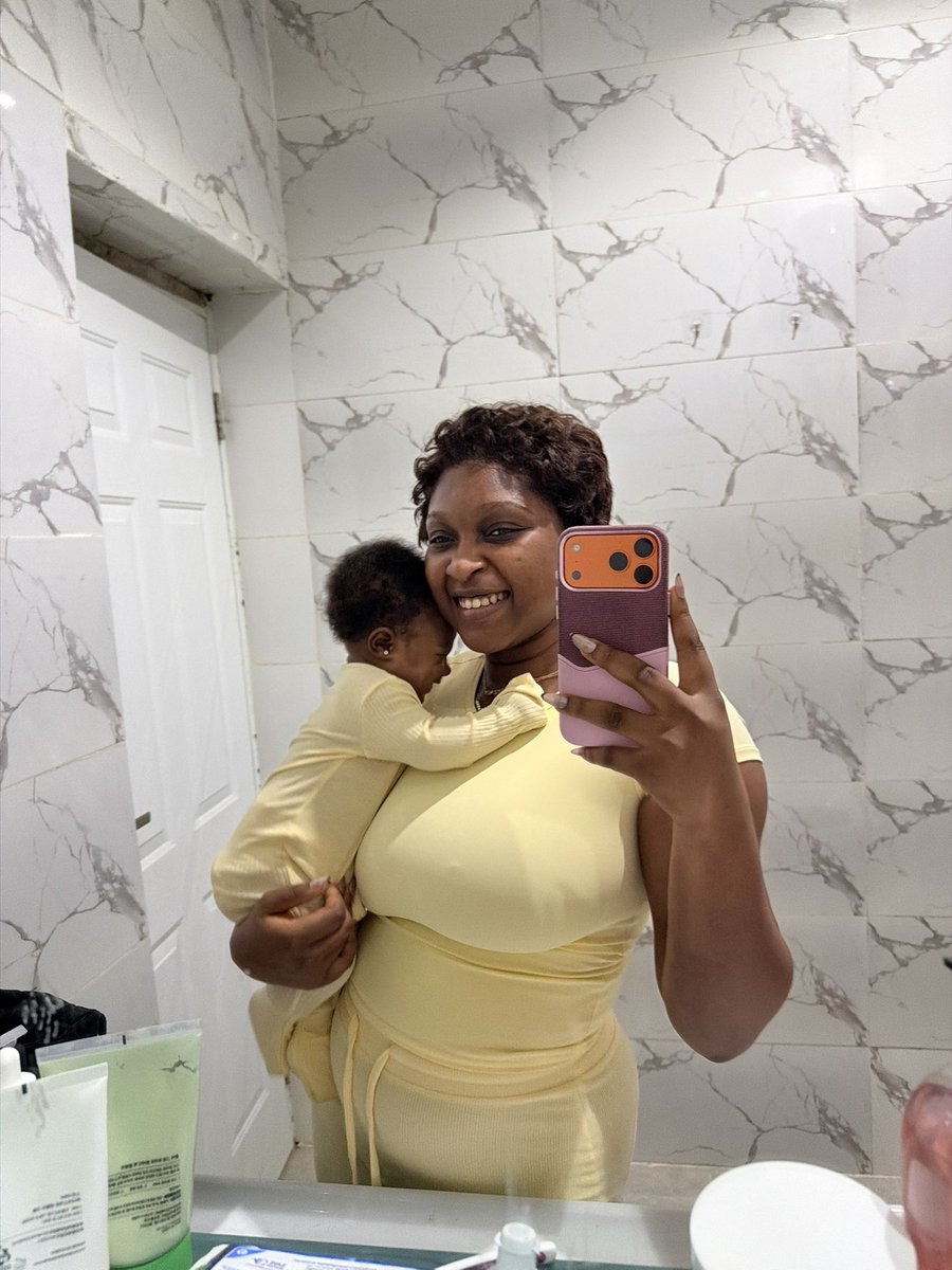 law of attraction (Temi) ❤️ tweet media