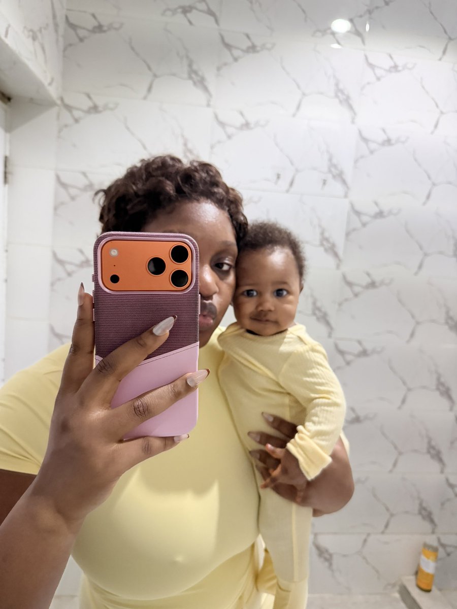 law of attraction (Temi) ❤️ tweet media