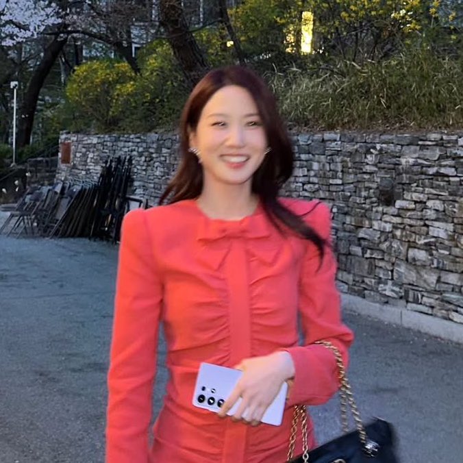 onurscz's tweet photo. 천여리 성희주
초미녀들 꾸꾸꾸캐 오라 https://t.co/fZOe14lLKq