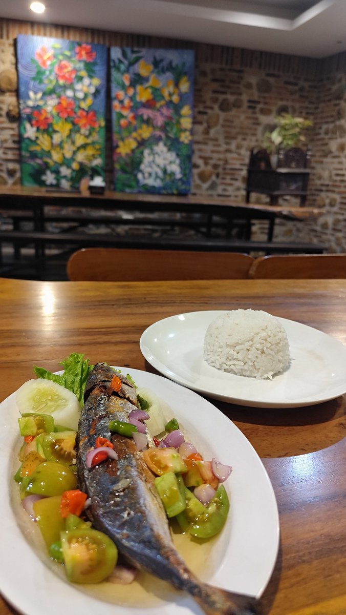 No_Vicka tweet media