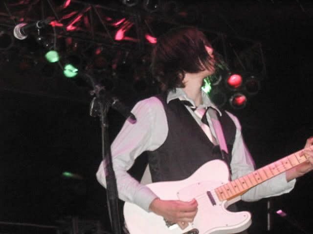 oddly specific ryan tweet media