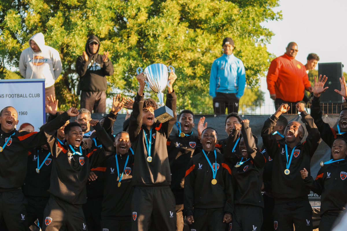 Ubuntu Football tweet media