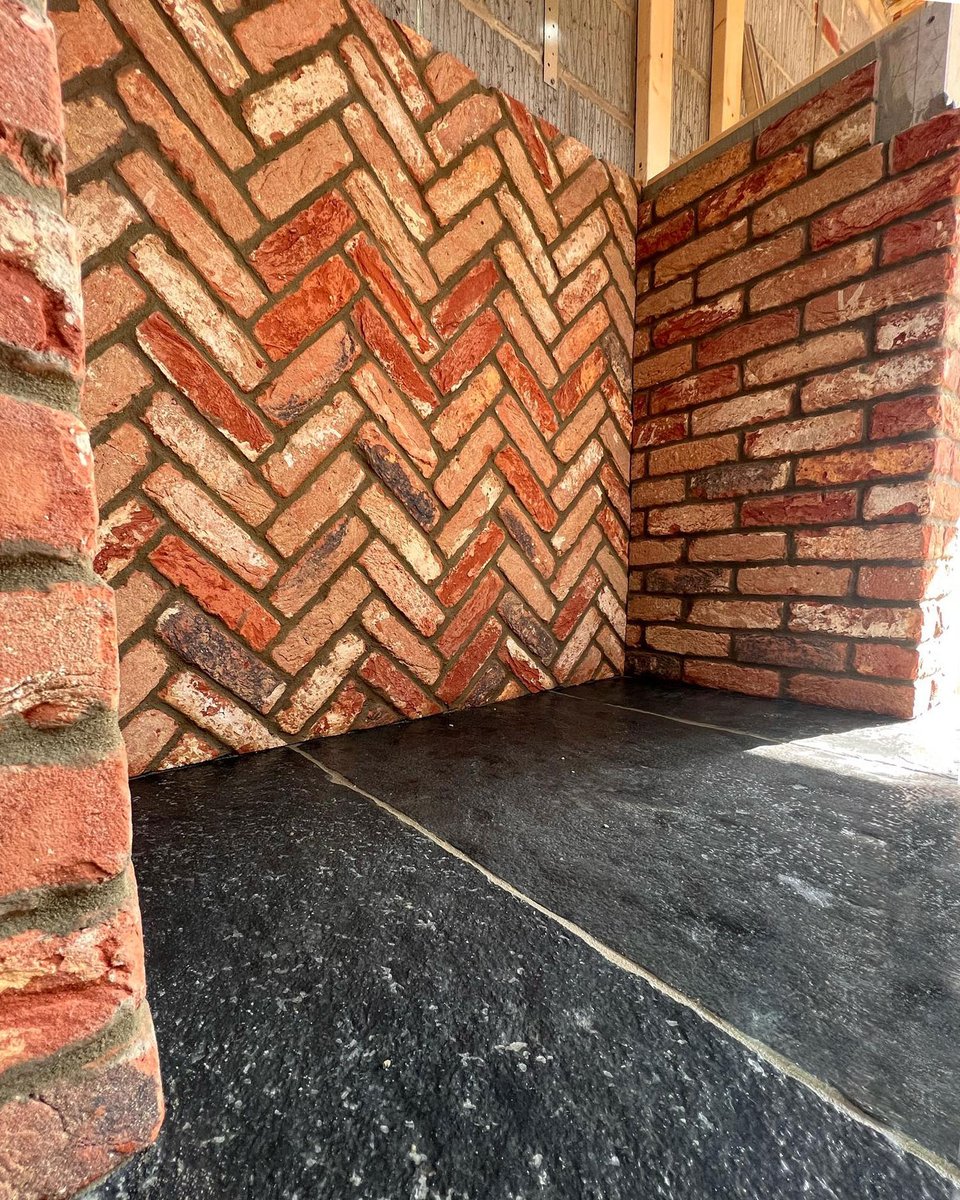brickslipsuk's tweet image. Transforming spaces, one brick at a time. 🔥 Progress on this Herringbone Brick Slip Log Burner! 🧱✨
Craftsmanship meets warmth in this unique design. 🛠️🔥 
📷 Credit : @kpeachwallandfloortiling
#LogBurner #BrickInstallation #Herringbone #HomeImprovement #WarmAndCozy