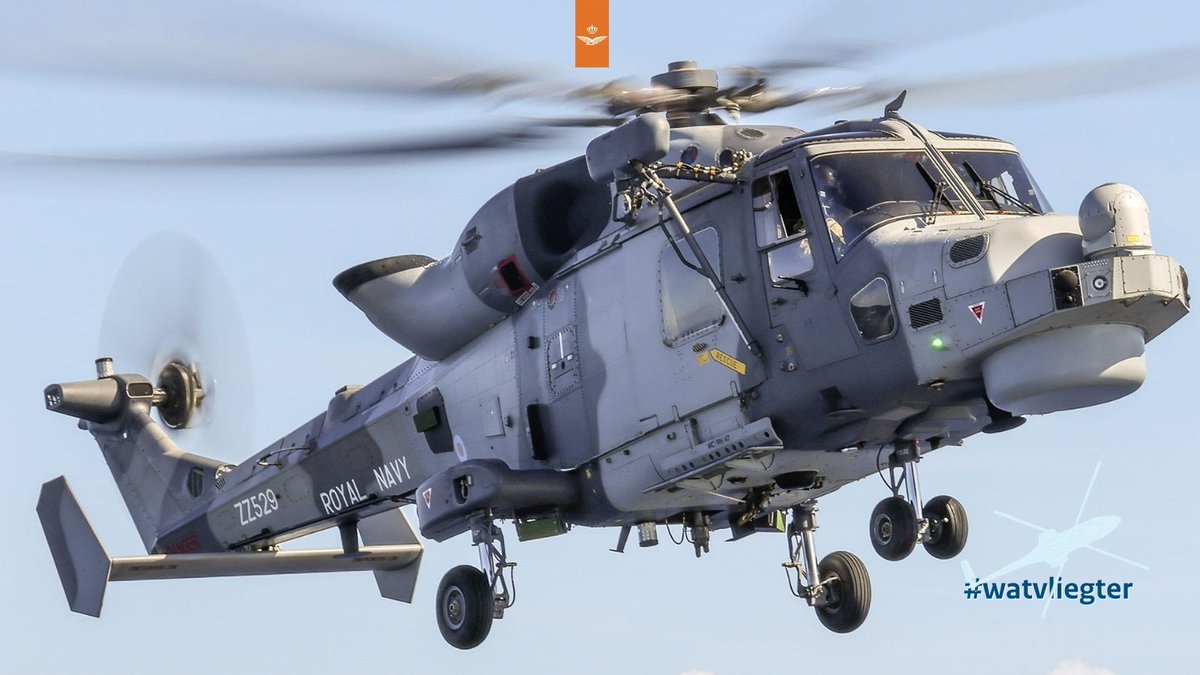 dhcluchtmacht's tweet image. Vanmiddag komen er in totaal zes Britse helikopters landen op vliegbasis @gilzerijen. De #Wildcat #transporthelikopers maken een tankstop, waarna ze hun weg vervolgen naar hun bestemming. #Watvliegter #FightTogether