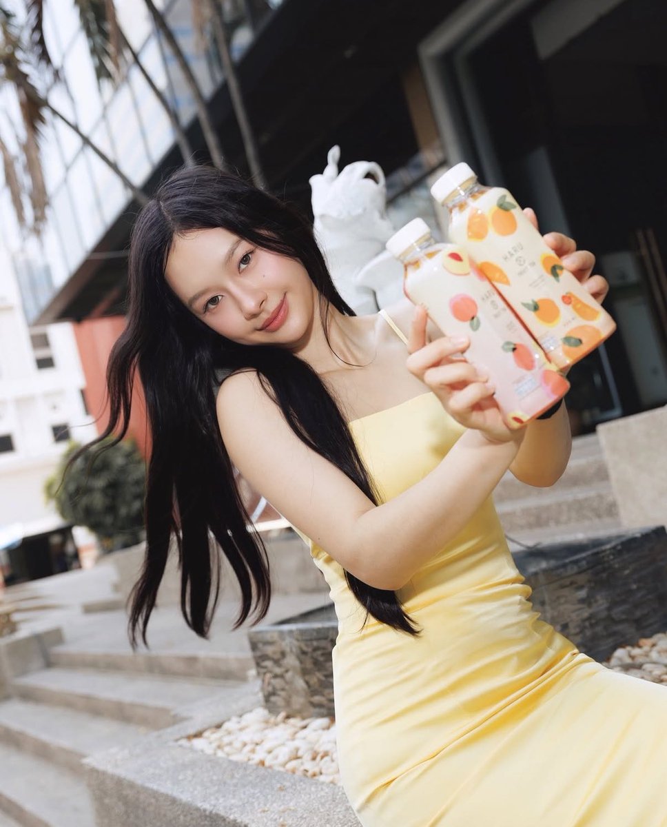 #HARUFRUITTEA
#MilkPansa <a href="/panlyyy/">Milk (มิ้ลค์)</a> 
#จิบความชิลฟีลละมุนสดชื่น
#พรีเมียมชาต้องฮารุ
#mimiv #มิ้ลค์พรรษา 

เติมความสดชื่นทุกครั้งที่ดื่ม
HARU FRUIT TEA ชาพรีเมียมสไตล์ญี่ปุ่นที่ผสาน กับผลไม้ชั้นดี หอม หวาน ละมุน สดชื่น คลายร้อนต้อนรับ ซัมเมอร์ได้อย่างดี