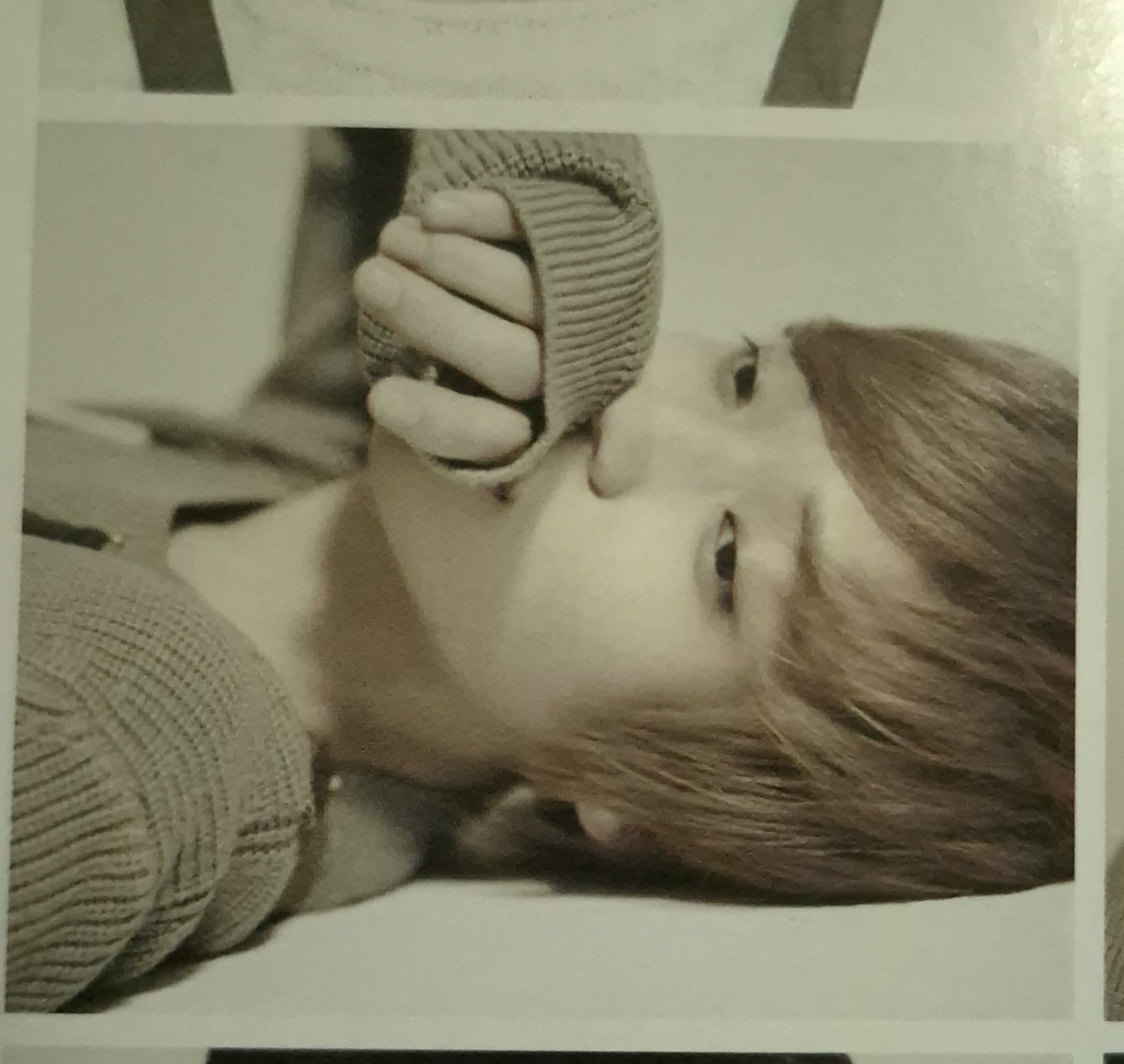 아니 왜이렇게 이쁨 여자애 같아.. //