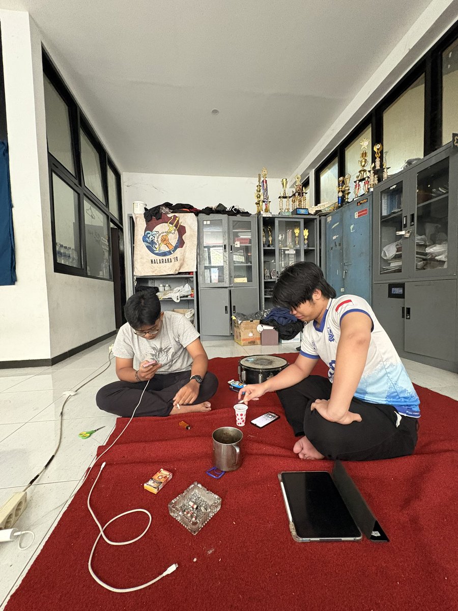 ifa 🧃 tweet media