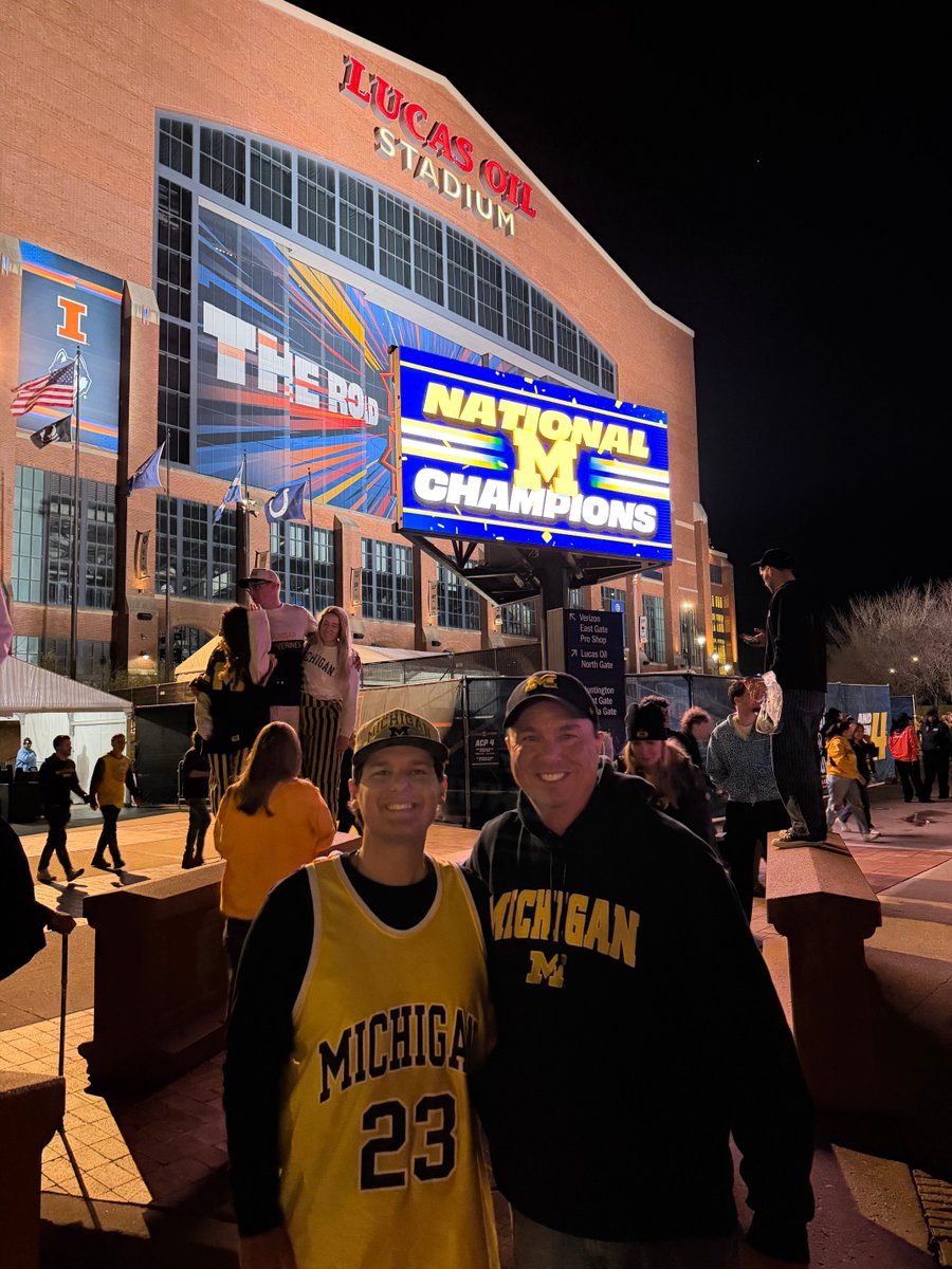 RonWPierce's tweet photo. Go Blue!💙🏆 https://t.co/vsaBpUPv0a