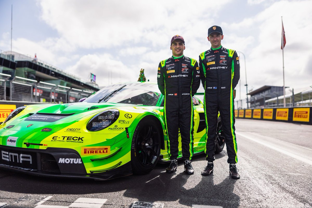 Bathurst 12 galipleri yeniden buluşuyor! 🏁

2024’te Bathurst 12 Saat’i birlikte kazandığımız Matt Campbell ile yeniden Grello’dayız. Bu kez, bu hafta sonu yapılacak NLS 3 yarışında birlikte mücadele edeceğiz.